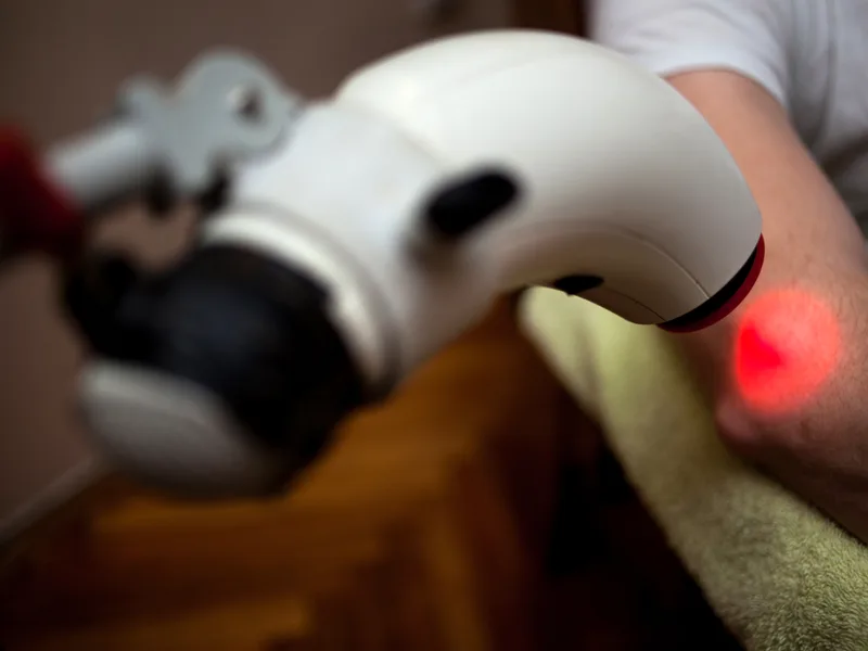 How Light Therapy works at Live Well Family Chiropractic