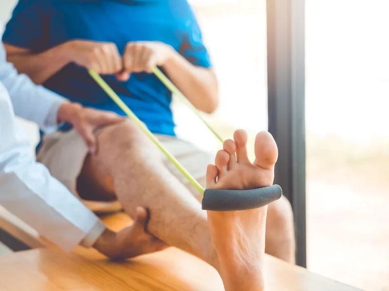 How Physiotherapy works at Live Well Family Chiropractic
