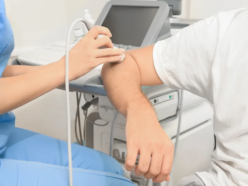 Shockwave Therapy at Live Well Family Chiropractic in Houston
