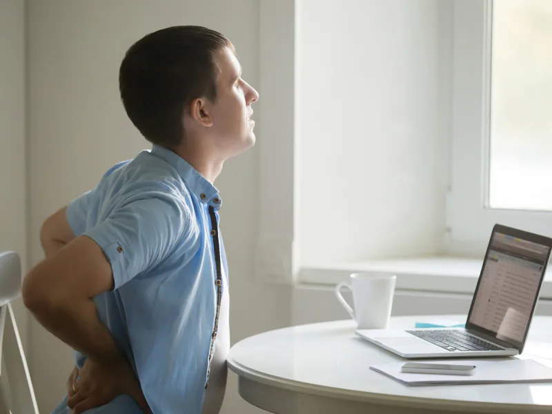 Live Well Family Chiropractic treating back pain in Houston