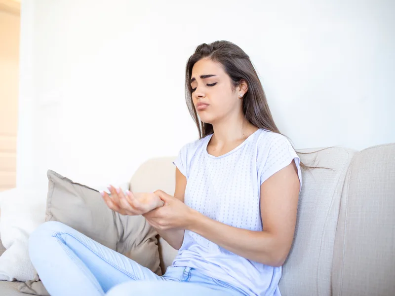 Live Well Family Chiropractic treating carpal tunnel syndrome in Houston